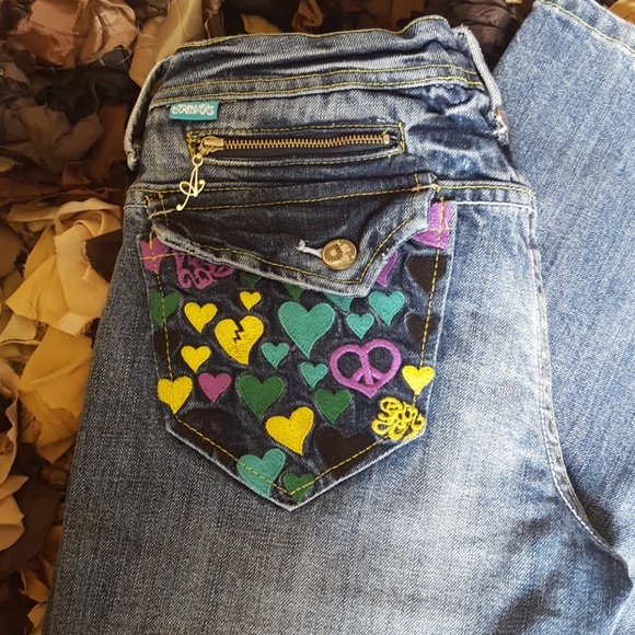 Akademiks w/ embroidered pockets - Picture 2 of 5